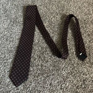 Nottingham Red/Blue/Black Dot Pattern Men’s Neck Tie 100% Silk